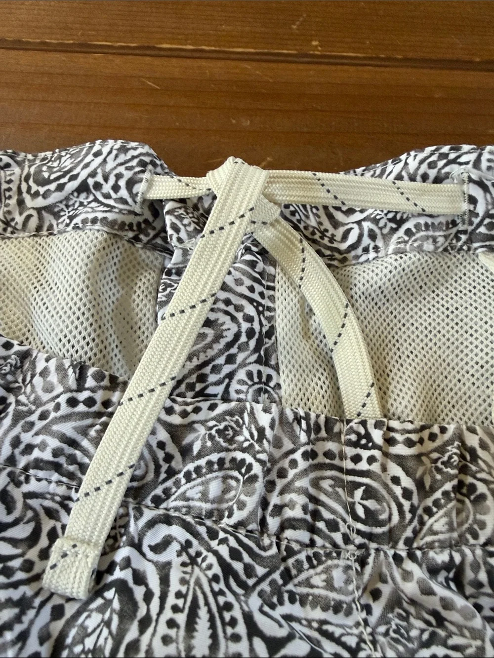 Tommy Bahama like new
